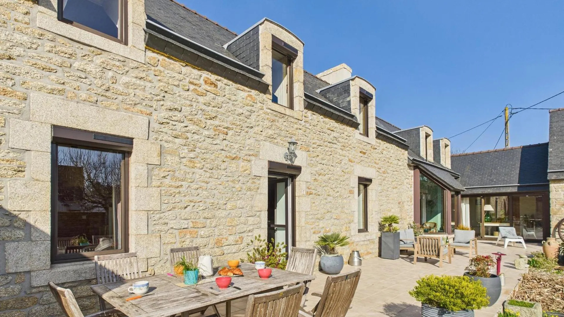Maison Pour 10 Personnes Avec Grand Exterieur Plomeur فرنسا